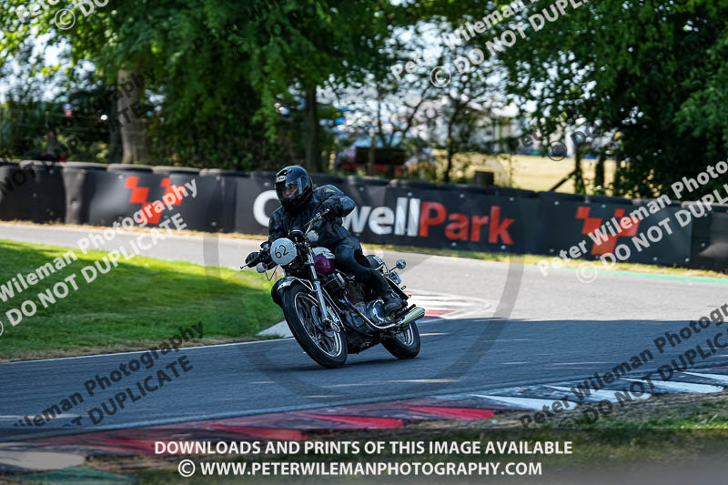 cadwell park;cadwell park photographs;cadwell trackday photographs;enduro digital images;event digital images;eventdigitalimages;peter wileman photography;racing digital images;trackday digital images;trackday photos